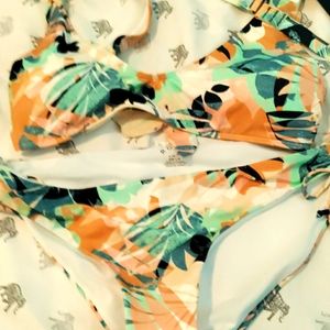 Roxy bikini floral palm print top and bottoms ADORABLE GREAT SHAPE LARGE